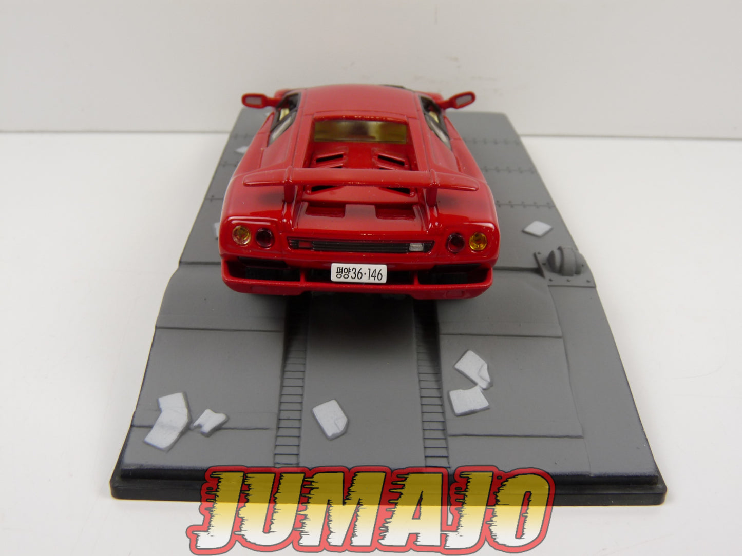 JB39 Voiture 1/43 IXO 007 JAMES BOND : LAMBORGHINI Diablo Die another day