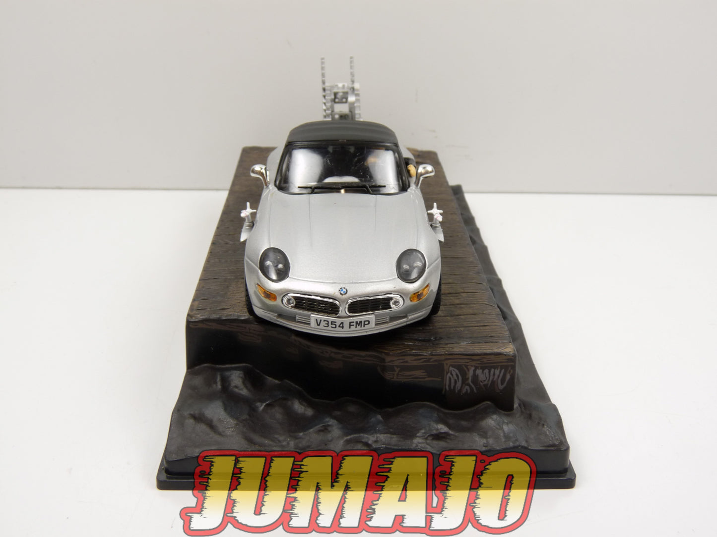 JB4 Voiture 1/43 IXO 007 JAMES BOND : BMW Z8 The world is not enough