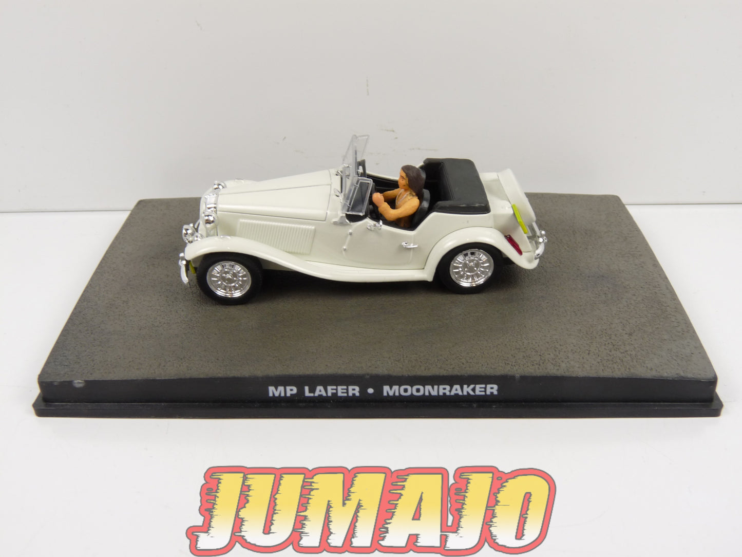 JB50 Voiture 1/43 IXO 007 JAMES BOND : MP Lafer Moonraker