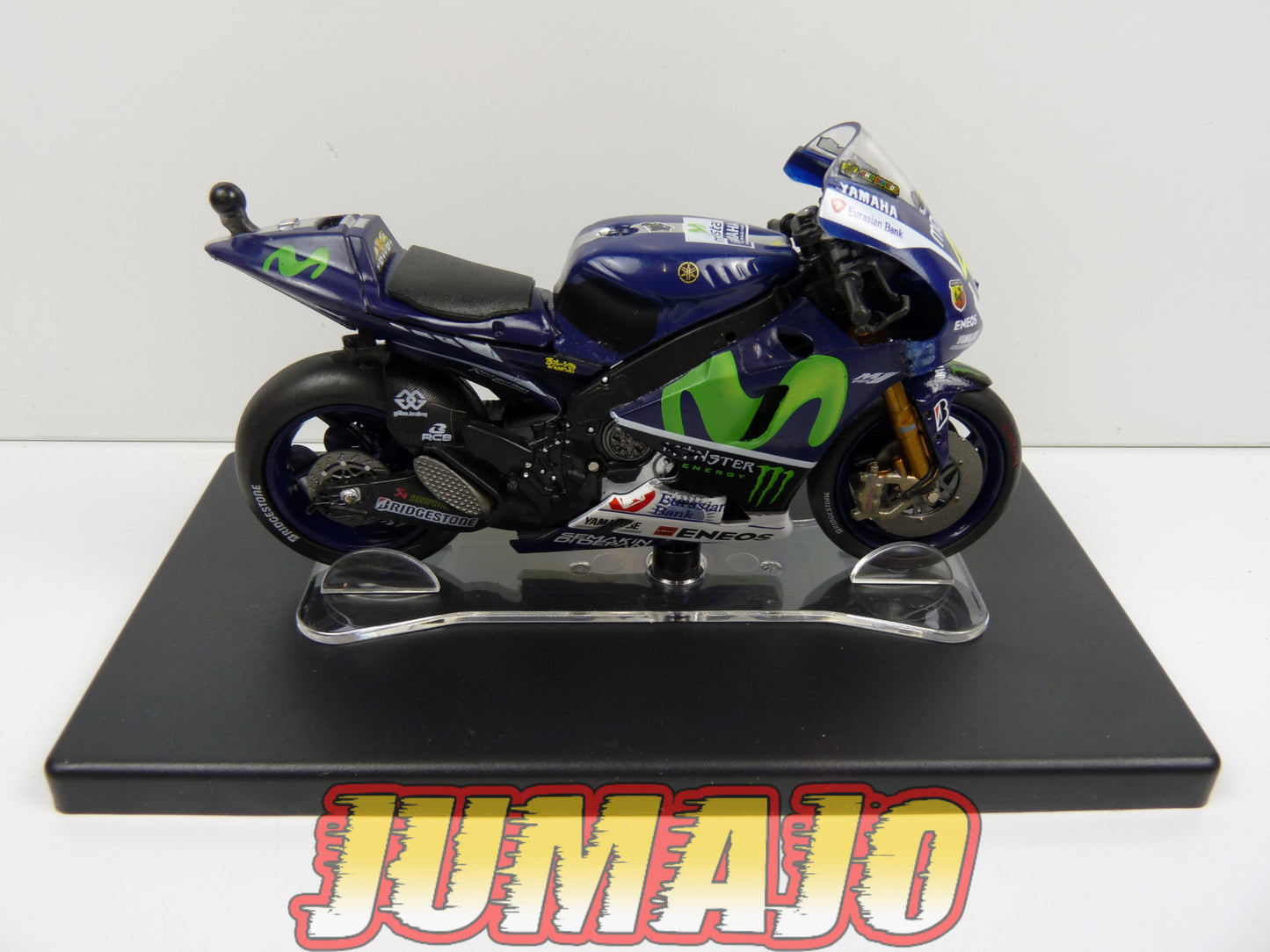 MR102 Moto Valentino Rossi LEO MODELS 1/18 : Yamaha YZR M1 #46 World Championship 2015