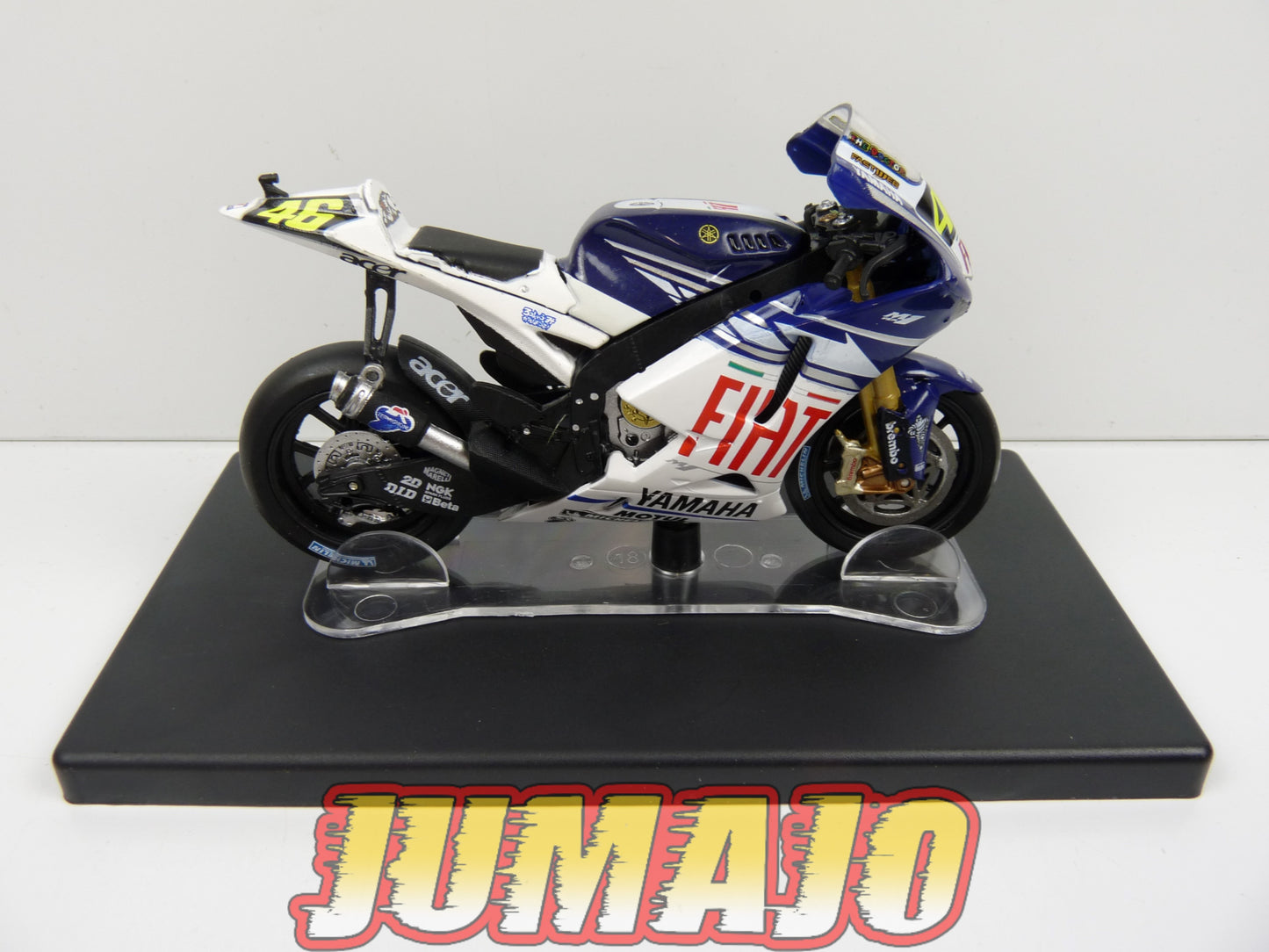 MR17 Moto Valentino Rossi LEO MODELS 1/18 : Yamaha YZR-M1 #46 World Championship 2007