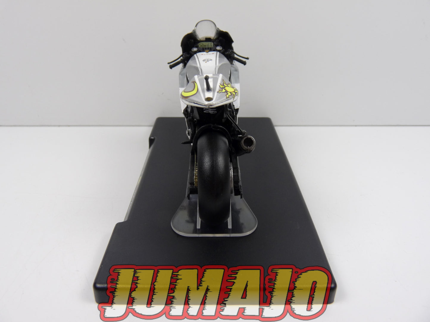 MR22 Moto Valentino Rossi LEO MODELS 1/18 : Yamaha YZR M1 #46 Estoril 2009