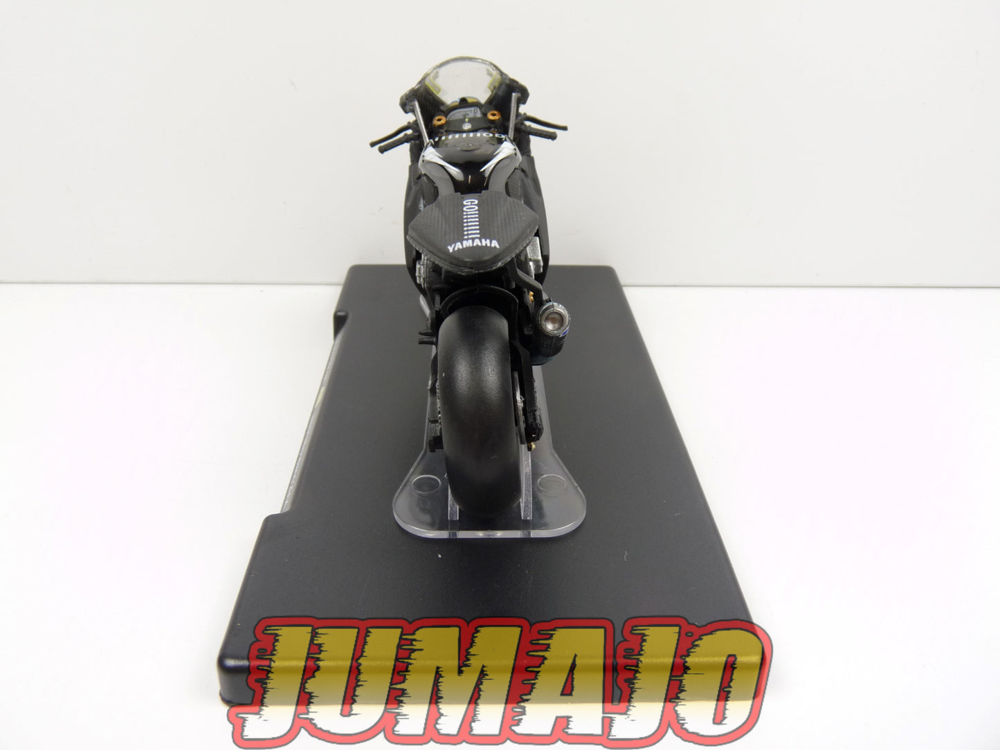 MR35 Moto Valentino Rossi LEO MODELS 1/18 : Yamaha YZR M1 #46 test test Phillip Island 2004
