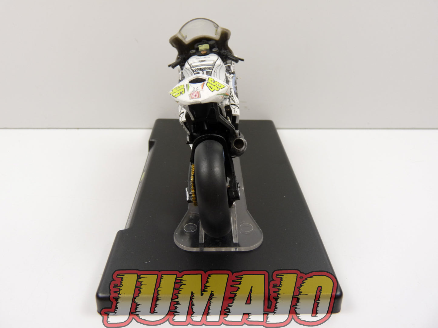MR40 Moto Valentino Rossi LEO MODELS 1/18 : Yamaha YZR M1 #46 show bike Valencia 2007