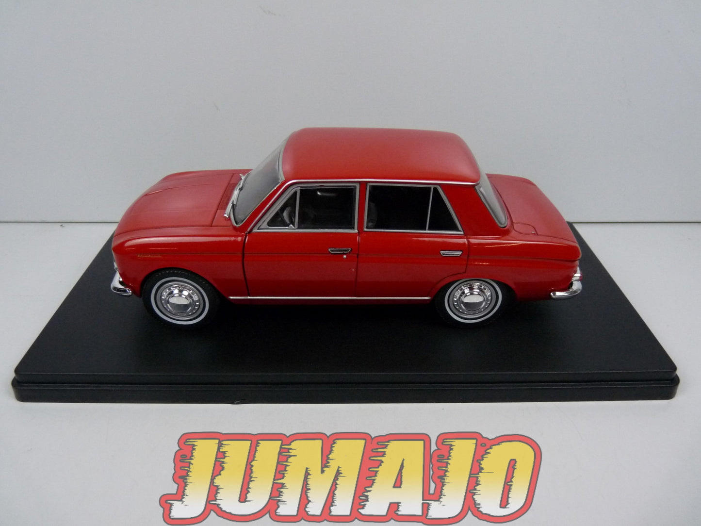 MVQ14 Voiture 1/24 SALVAT Mexique : Datsun Bluebird "Tizoc" 410 1964