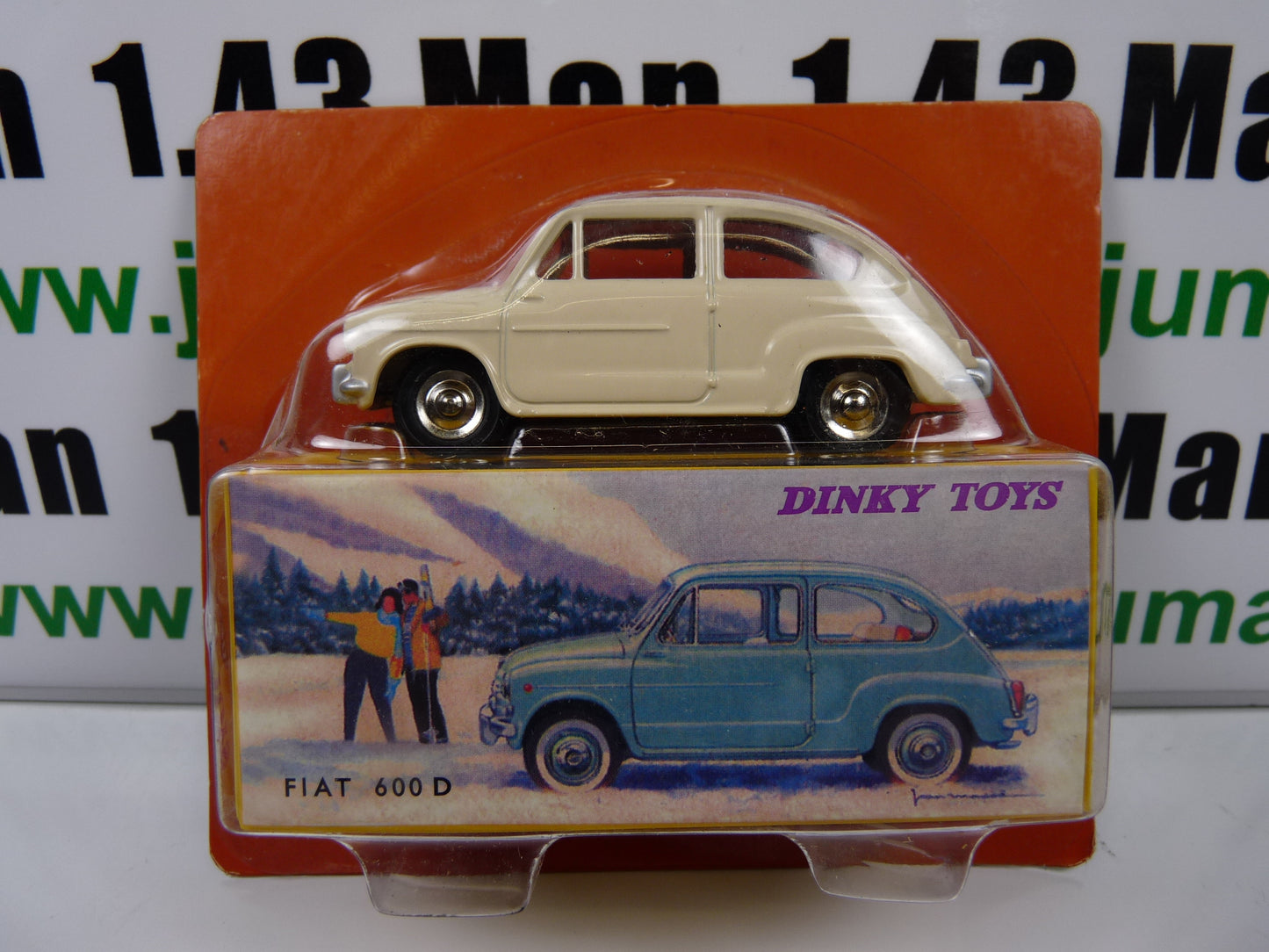 DT202 Voiture 1/43 réédition DINKY TOYS DeAgostini : FIAT 600D