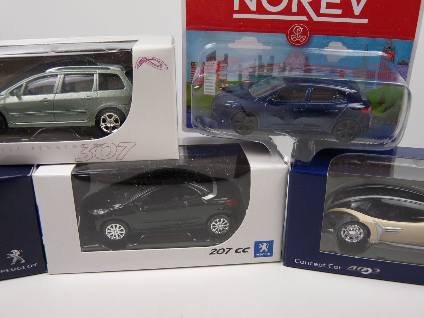 TRI53 : 5 X 3 inches 1/64 PEUGEOT 207cc 307 208 4002 RENAULT Mégane