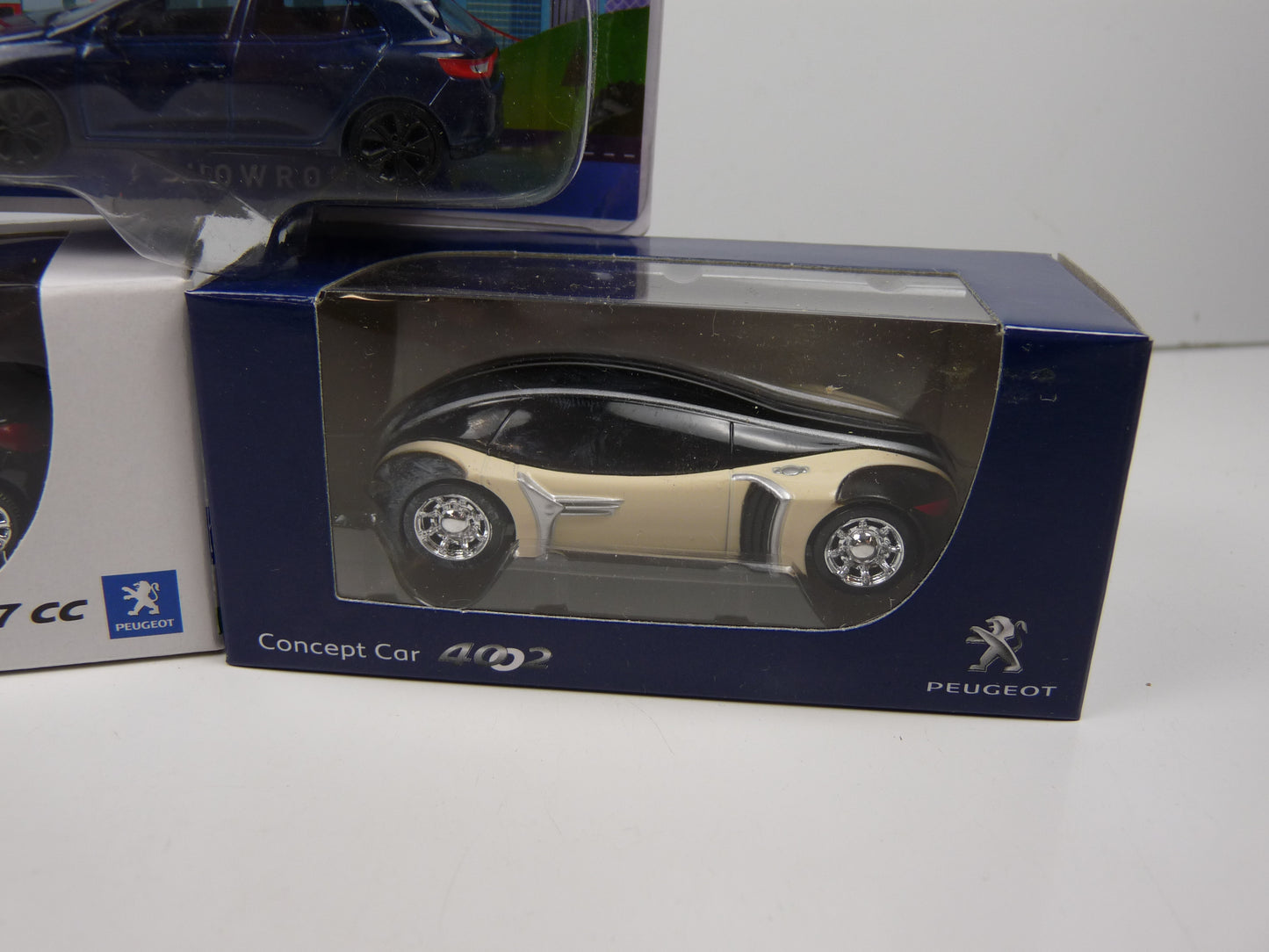 TRI53 : 5 X 3 inches 1/64 PEUGEOT 207cc 307 208 4002 RENAULT Mégane