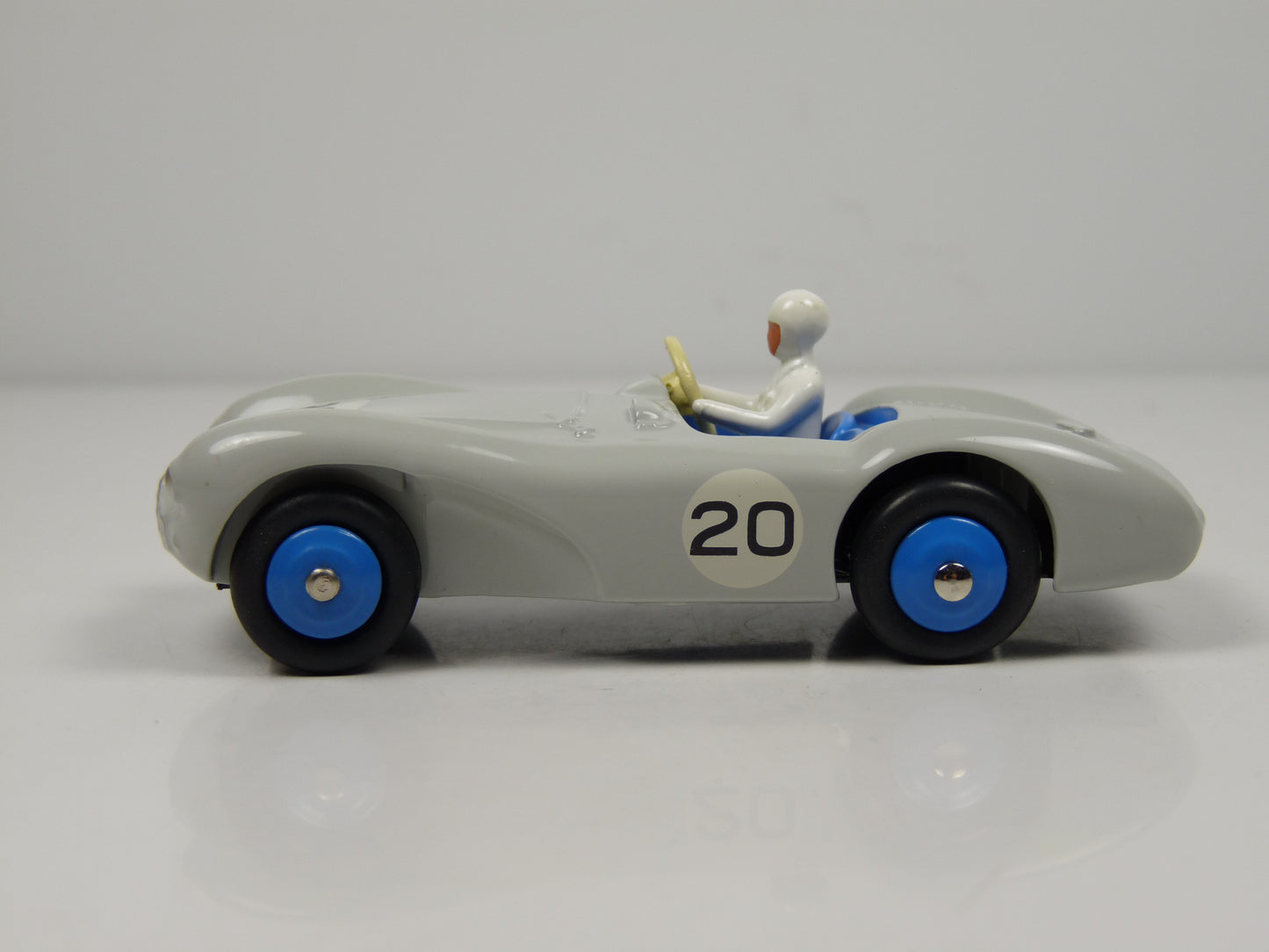 DT219 Voiture 1/43 réédition 110 DINKY TOYS DeAgostini : ASTON MARTIN DB3S 110