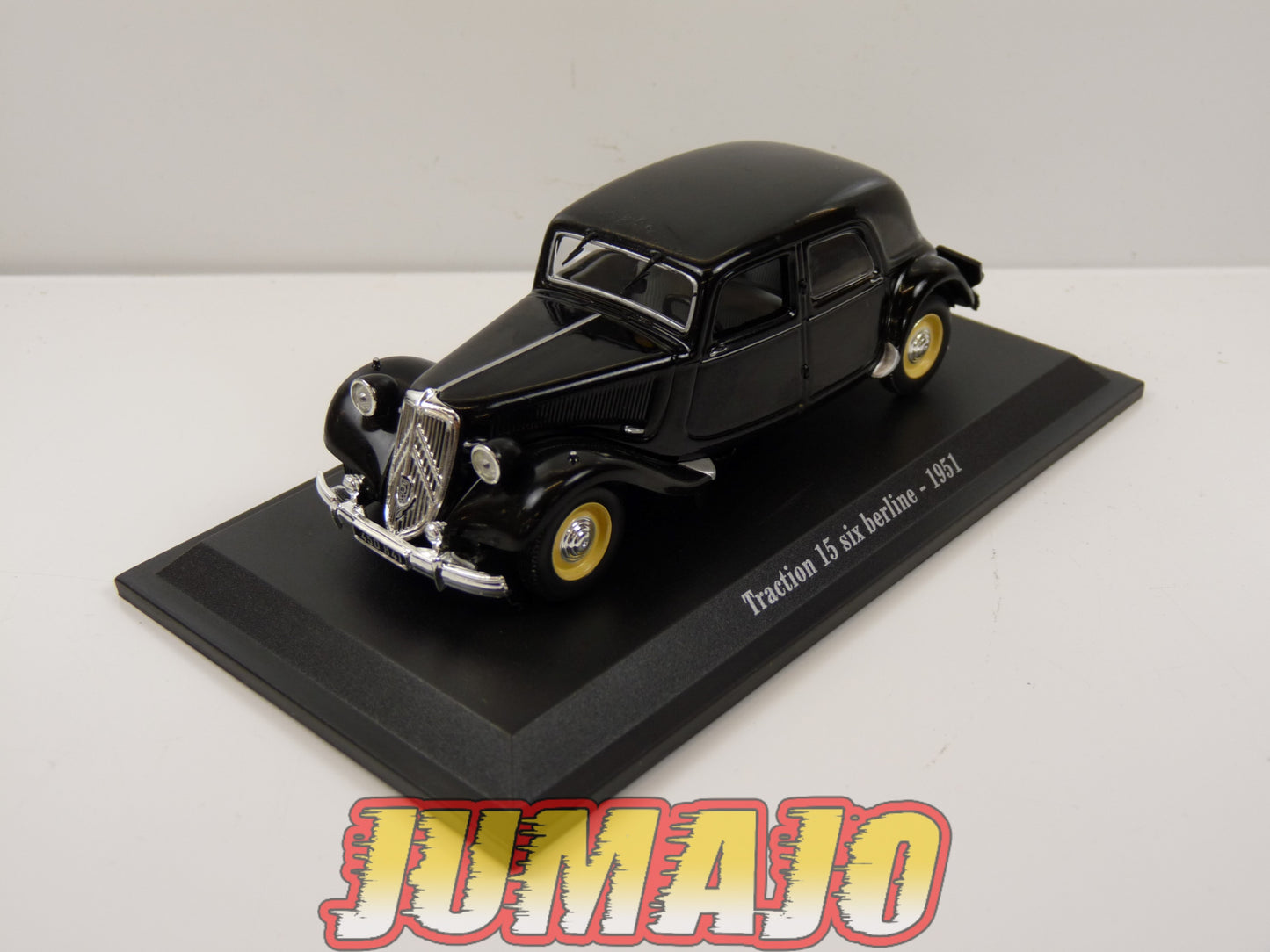 TRA41 voiture 1/43 atlas traction NOREV : Traction 15 six berline 1951