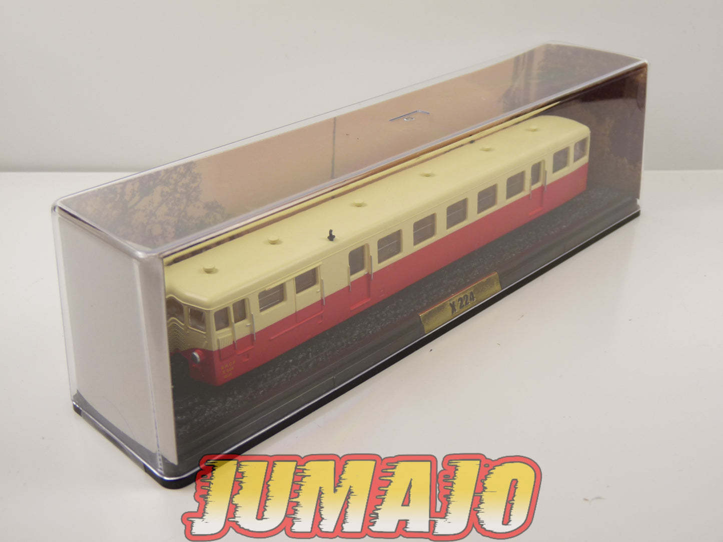 MEA32 MICHELINES & Autorails train SNCF 1/87 HO : L'autorail Verney Le Blanc-Argent 1950