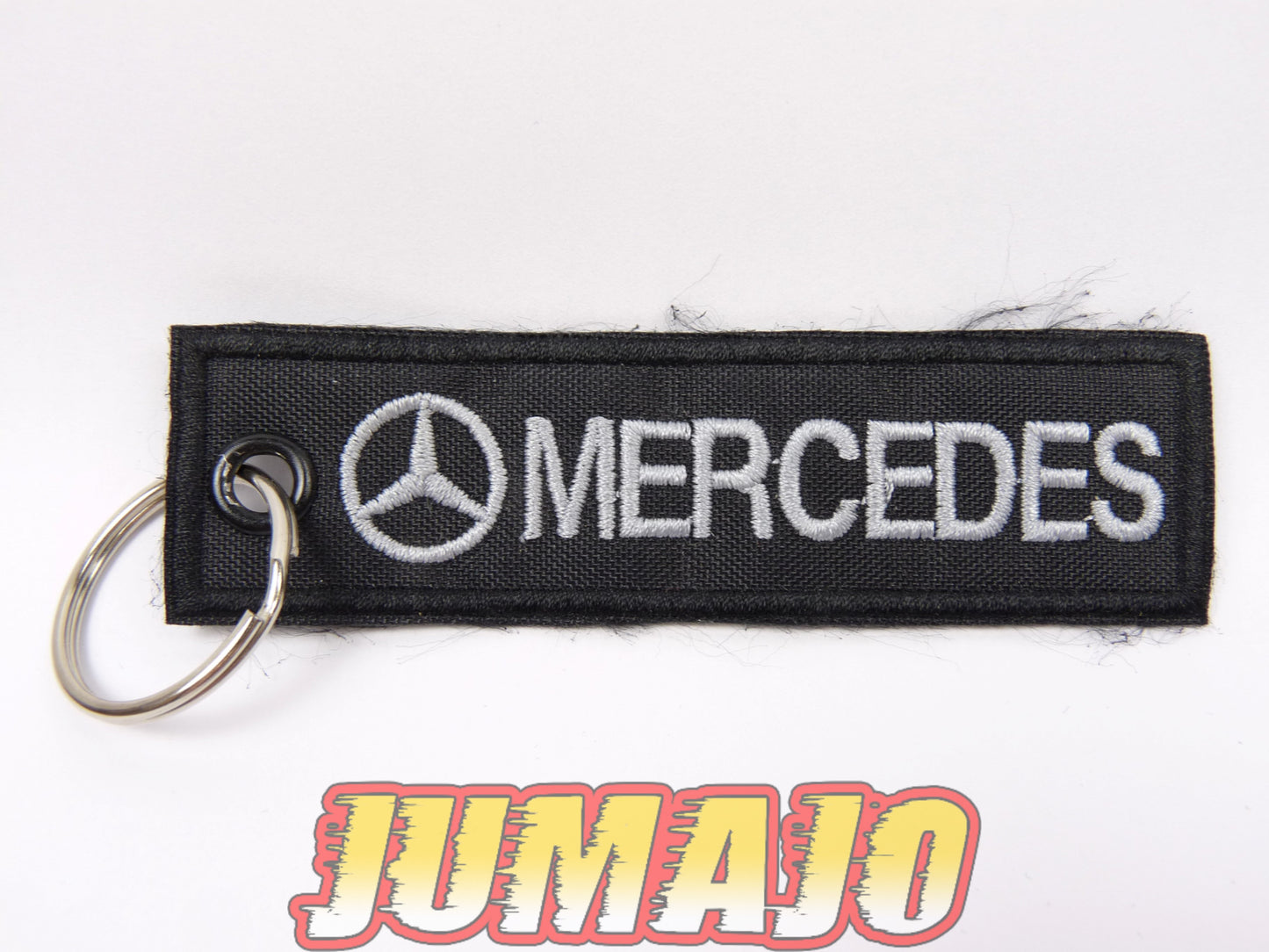 PC1 PORTE CLEF Broderie tissu environ 10,2cm x 2,8cm : Mercedes