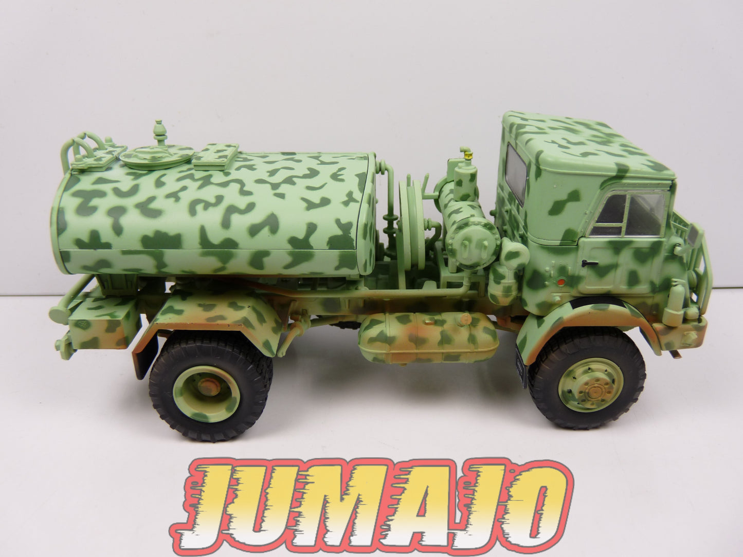 PEG27 CAMIONS PEGASO Salvat 1/43 : Pegaso 3045 D 1966 Militaire