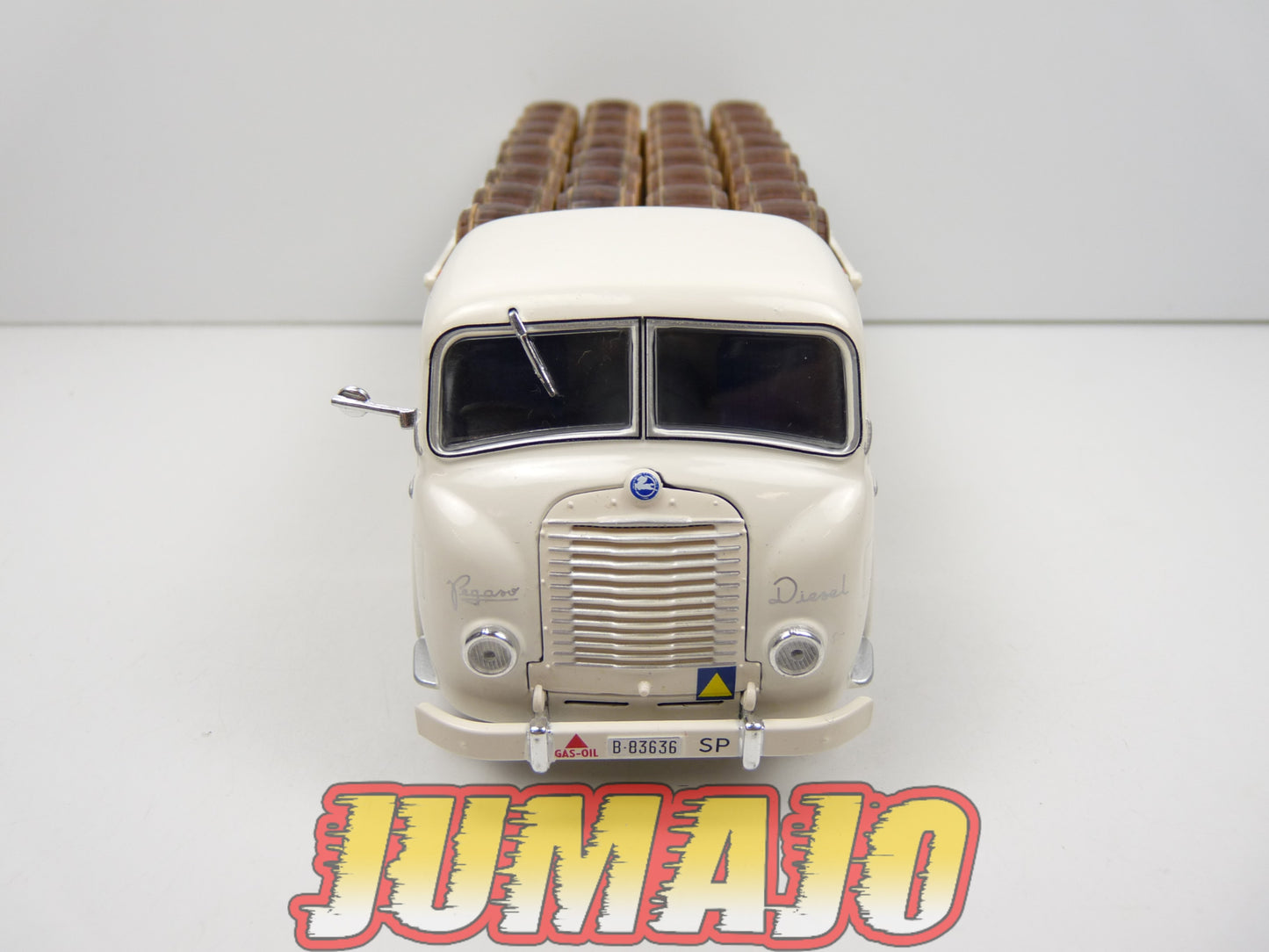 PEG43 CAMIONS PEGASO Salvat 1/43 Pegaso Z-202 125 CV Tonneaux Vins 1950