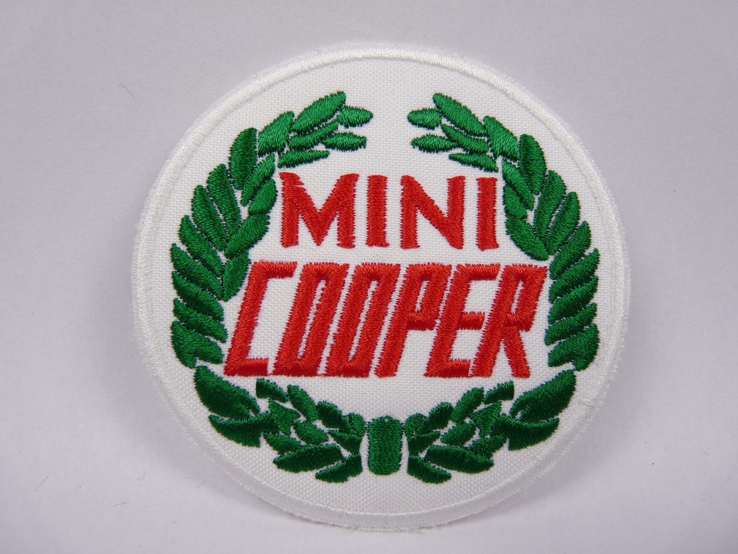 PTC102 Patch brodé thermocollé : logo Mini cooper Diamètre environ 8 cm