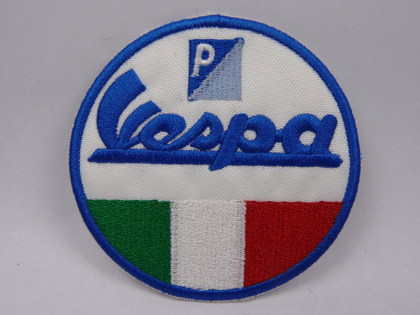 PTC136 Patch brodé thermocollé : logo Vespa Diamètre environ 7.4 cm