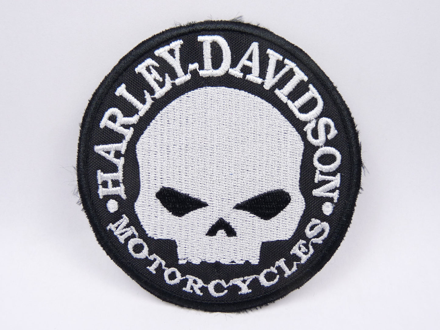 PTC70 Patch brodé thermocollé : logo Harley Davidson Diamètre environ 9.1 cm