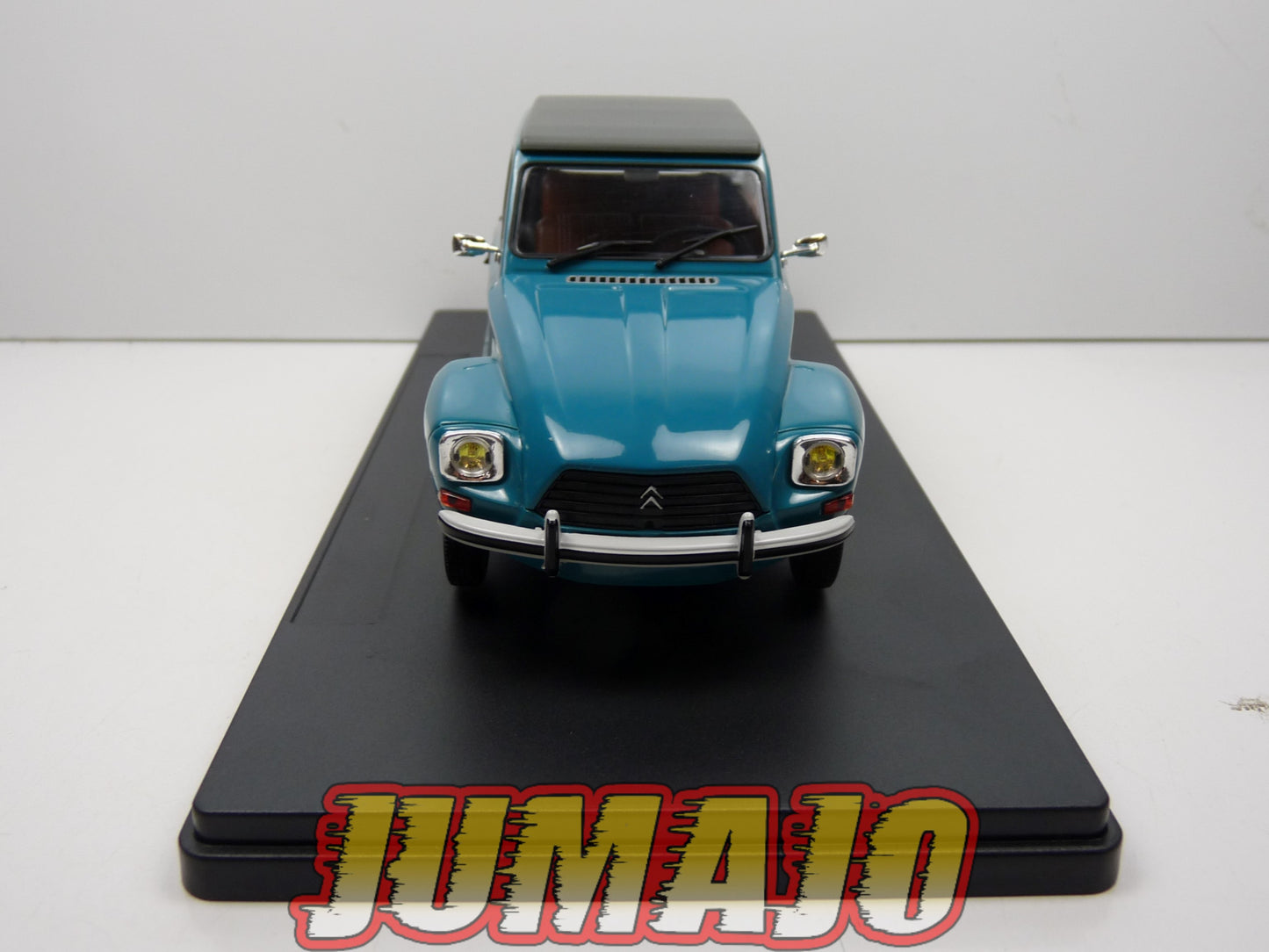 PTVQ10 Voiture 1/24 SALVAT Models : CITROEN Dyane 6 Nazare 1975