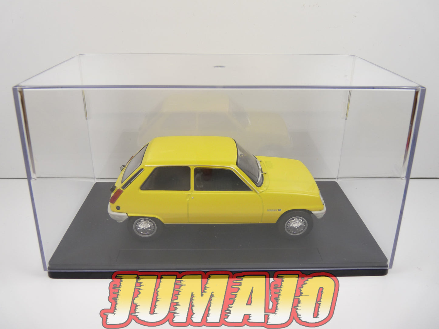 PTVQ19 Voiture 1/24 SALVAT Models : RENAULT 5 1973