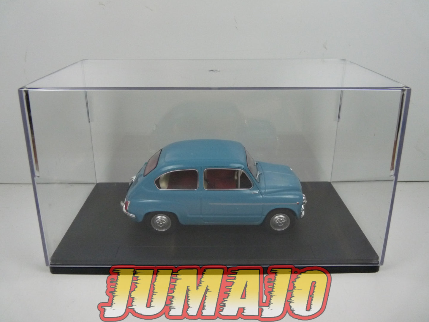 PTVQ1 Voiture 1/24 SALVAT Models : FIAT 600 D 1961