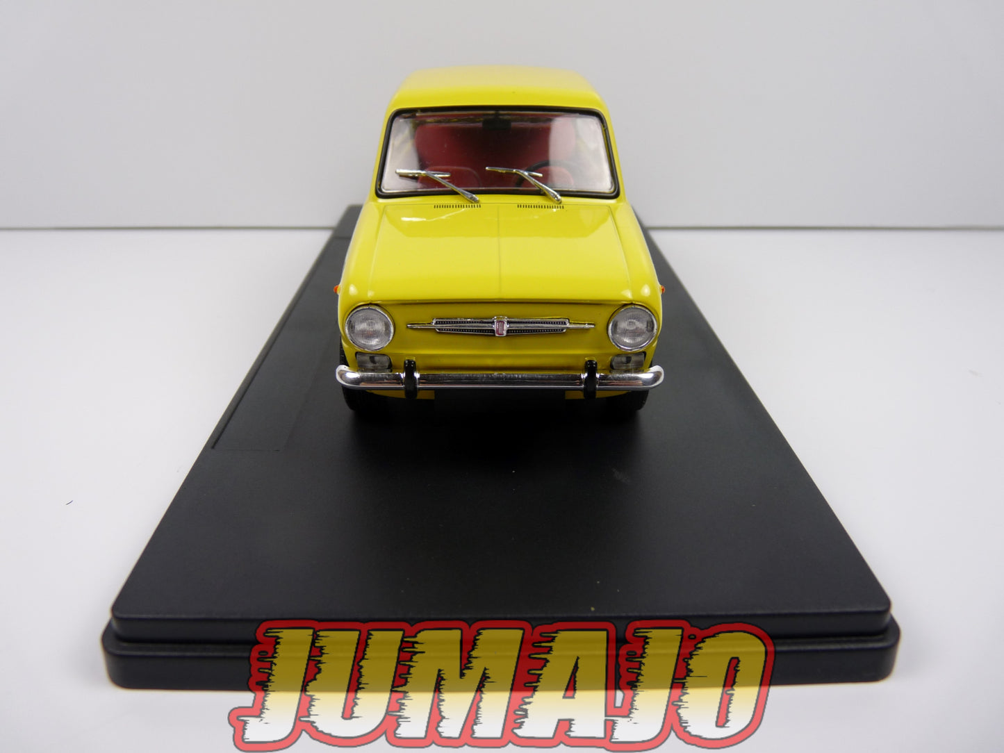 PTVQ22 Voiture 1/24 SALVAT Models : FIAT 850 1967