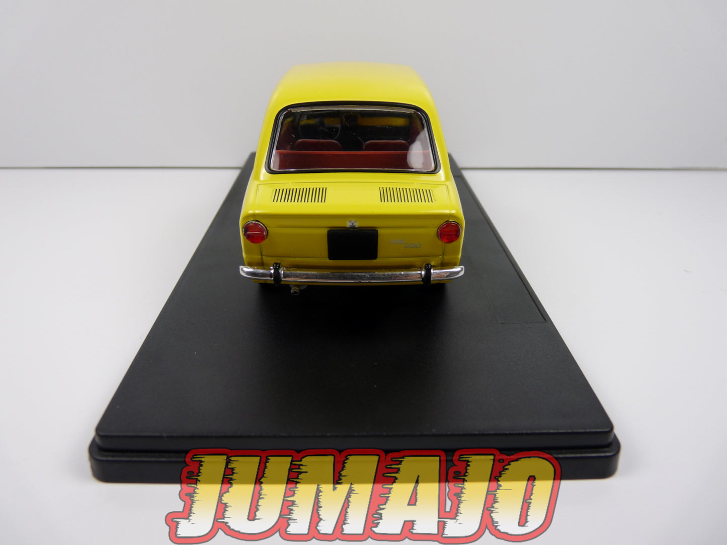 PTVQ22 Voiture 1/24 SALVAT Models : FIAT 850 1967