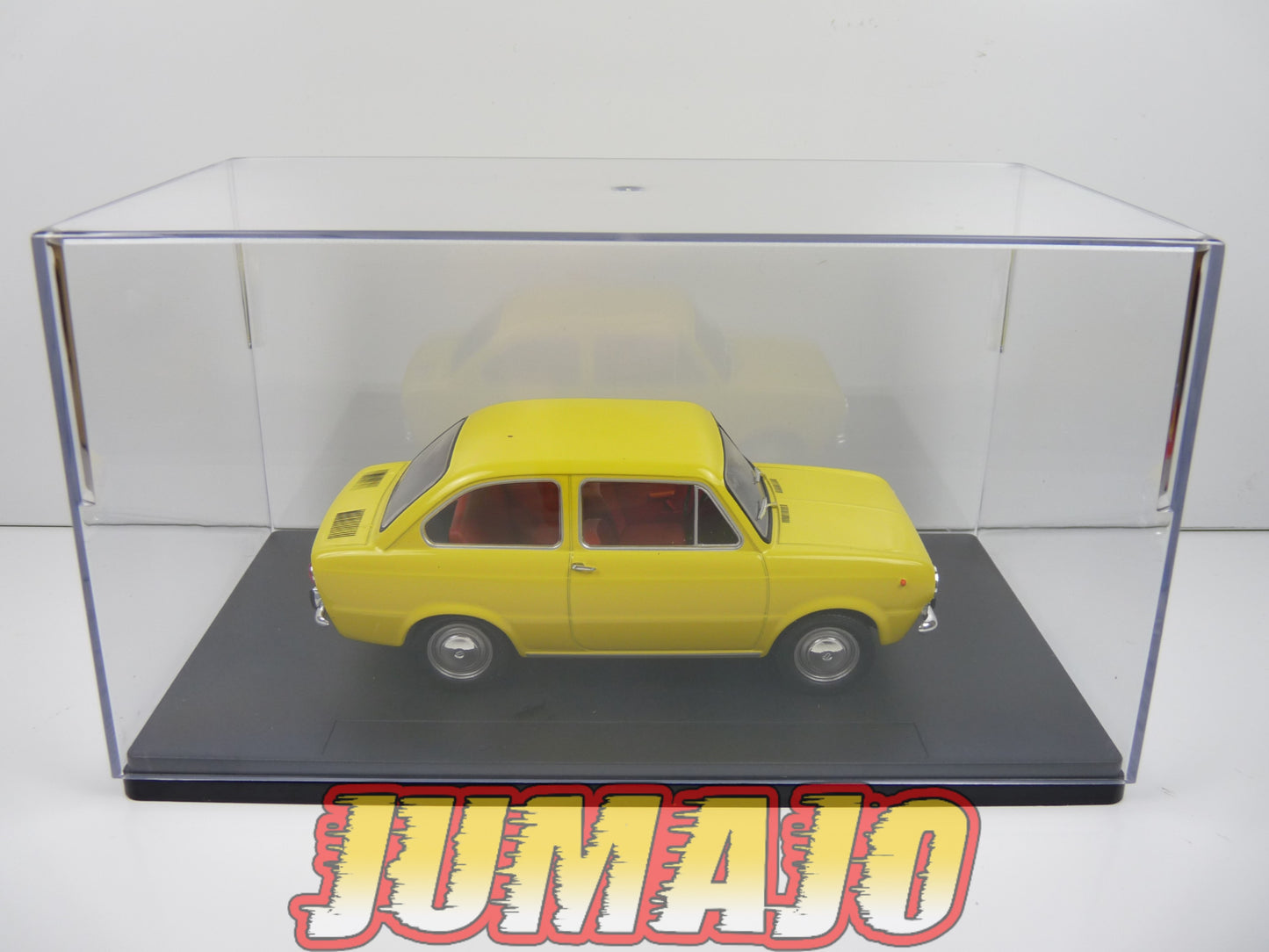 PTVQ22 Voiture 1/24 SALVAT Models : FIAT 850 1967