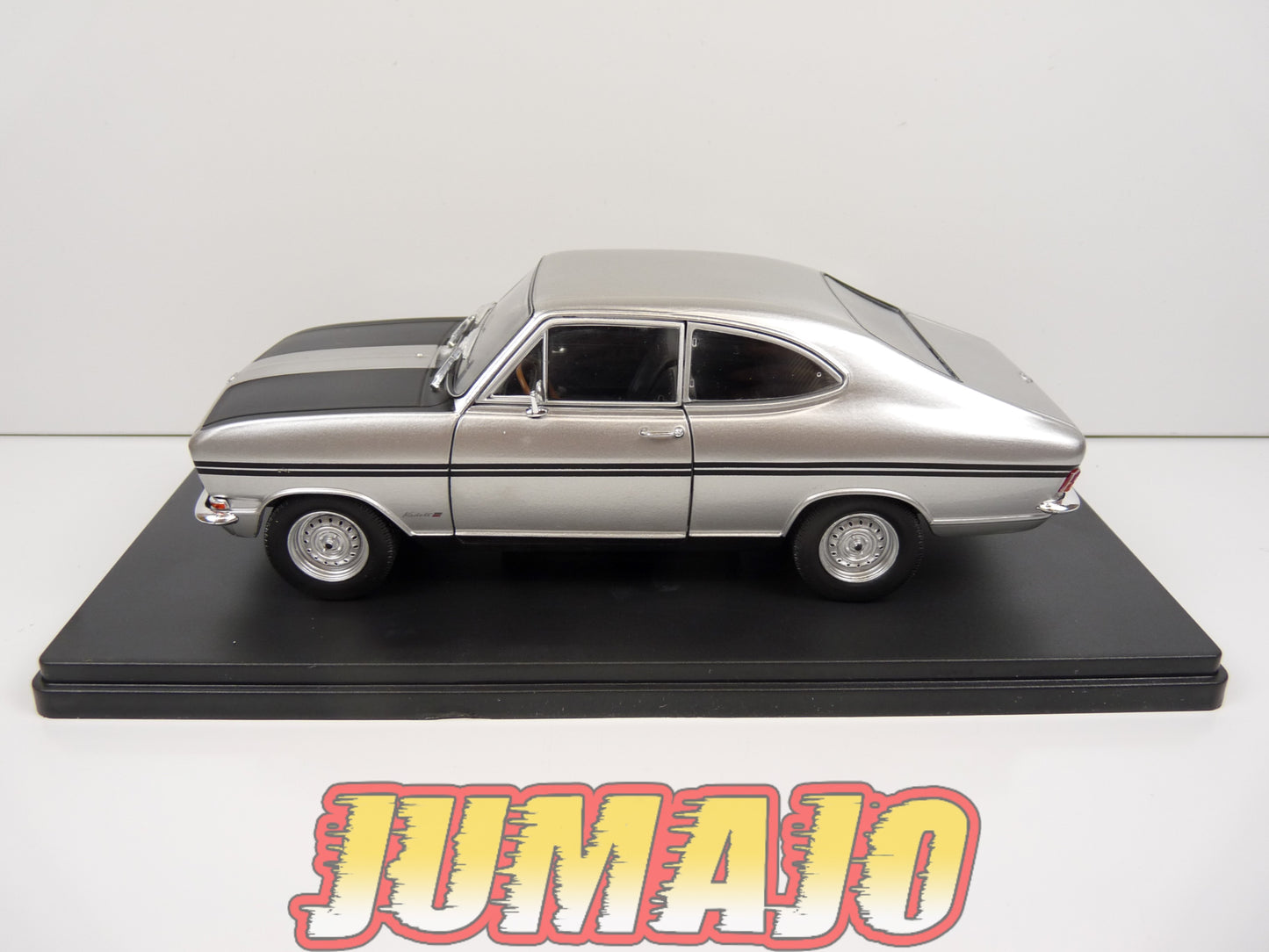 PTVQ25 Voiture 1/24 SALVAT Models : OPEL Kadett B rallye 1967