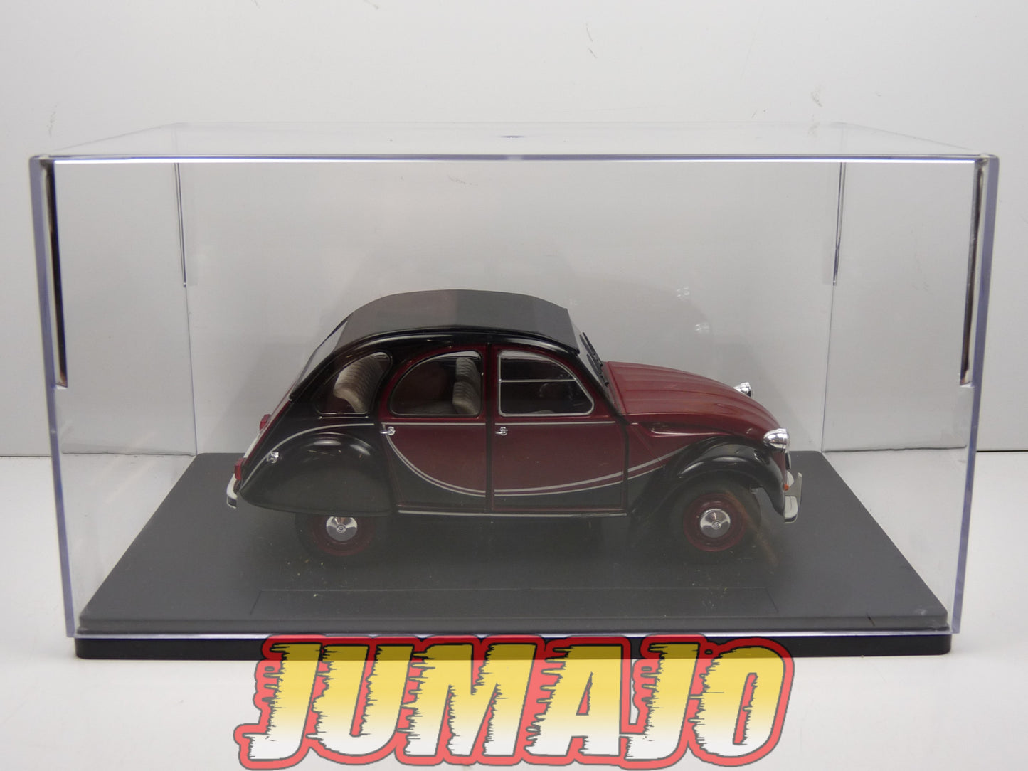 PTVQ2 Voiture 1/24 SALVAT Models : CITROEN 2CV 6 Charleston 1986