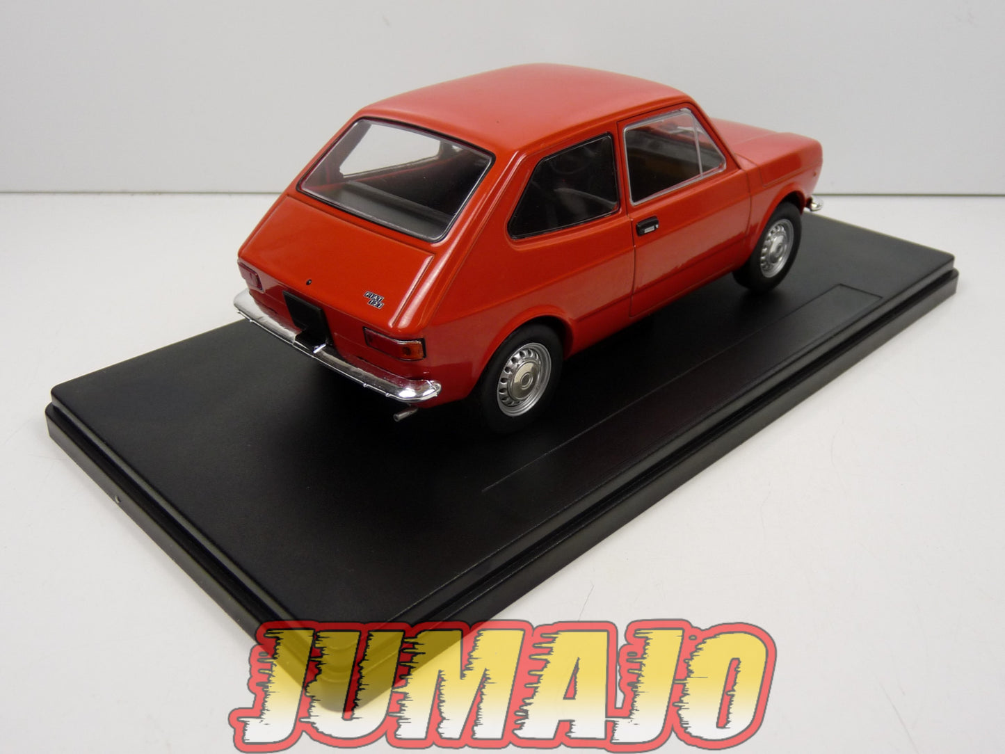 PTVQ4 Voiture 1/24 SALVAT Models : FIAT 127 1972