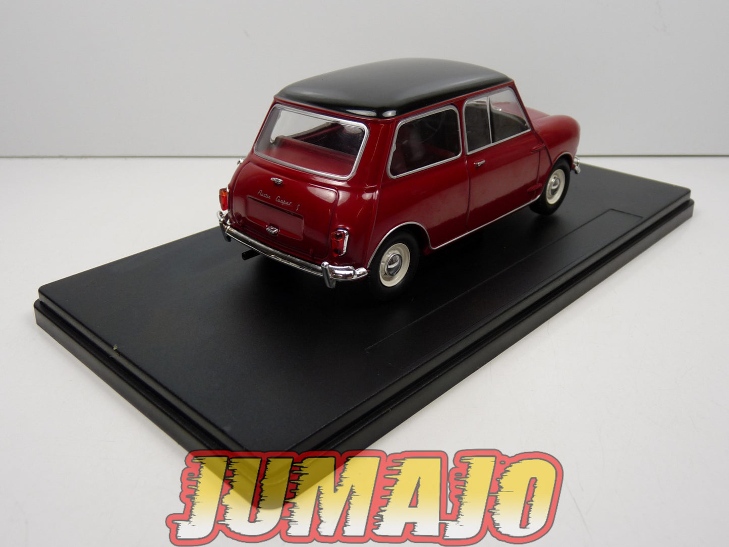 PTVQ7 Voiture 1/24 SALVAT Models : MINI Cooper S 1965