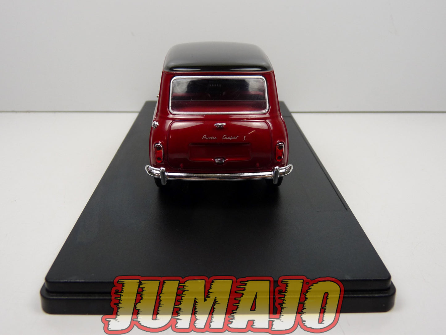 PTVQ7 Voiture 1/24 SALVAT Models : MINI Cooper S 1965