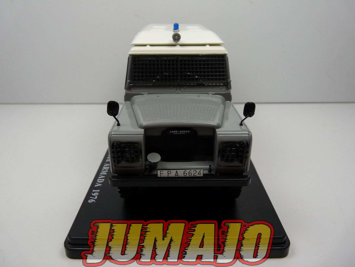 PVQ4 Voiture 1/24 SALVAT test espagne : Land Rover Santana 109 Policia Armada 1976 Police