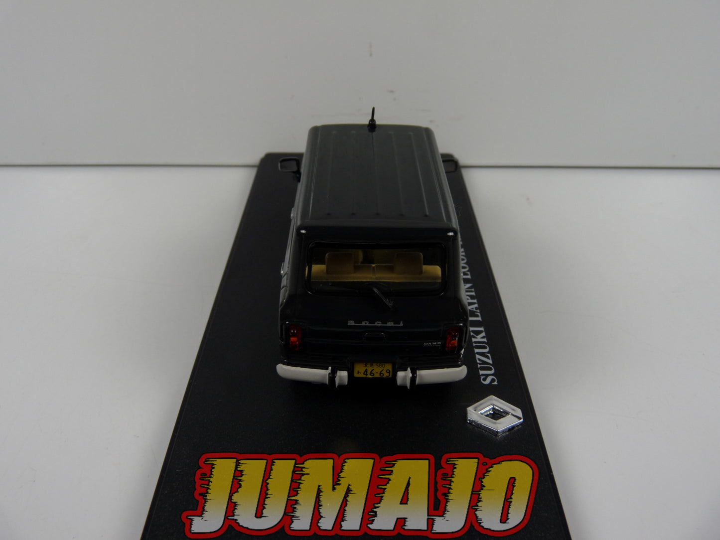 R4L31 Passion RENAULT 4 L 1/43 : SUZUKI Lapin LOOK RENAULT 4 2008 SANS FOND