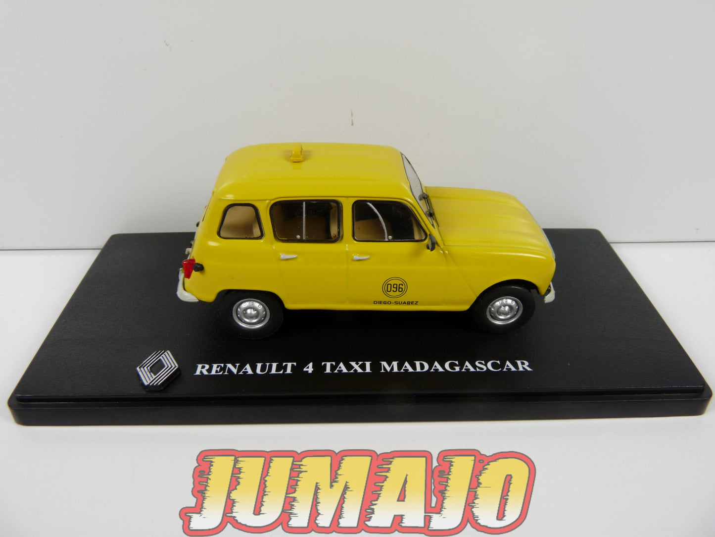 R4L66 Passion RENAULT 4 L 1/43 : 4L TAXI MADAGASCAR 1983