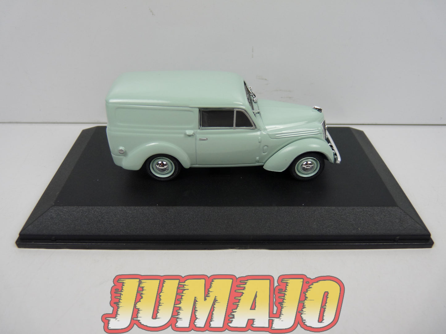 REN40 Voiture 1/43 NOREV : RENAULT Juvaquatre 1937