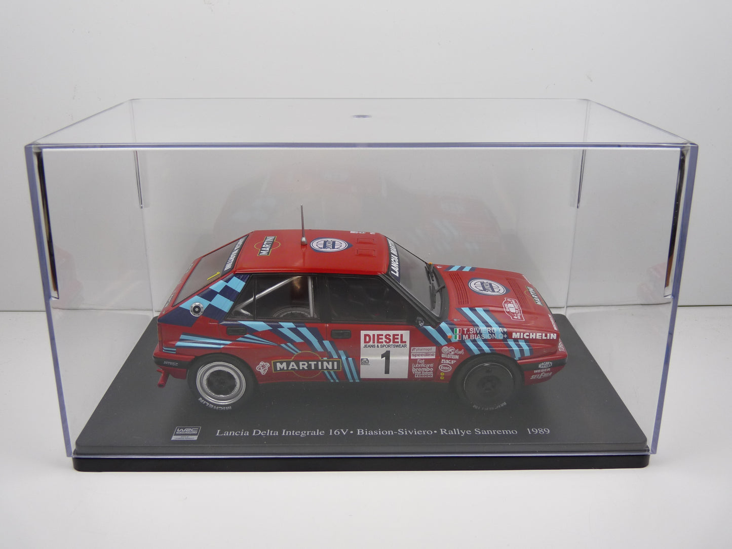 RVQ13 Voiture Rallye 1/24 SALVAT Models : LANCIA Delta Integrale 16V 1989 #1 Biasion