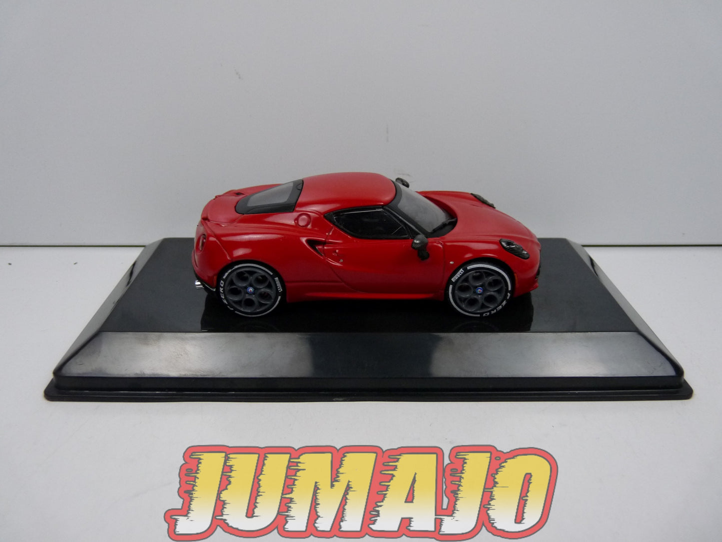 SC37 voiture 1/43 SALVAT Supercars : ALFA ROMEO 4C 2013