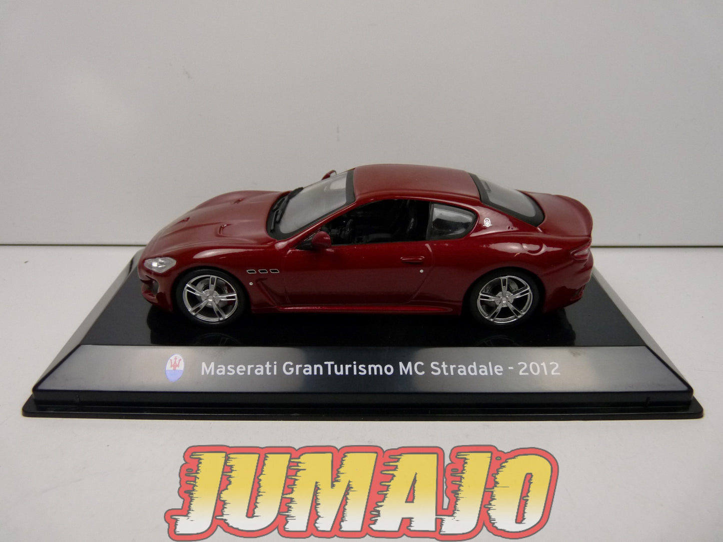SC39 voiture 1/43 SALVAT Supercars : MASERATI Gran Turismo 2012