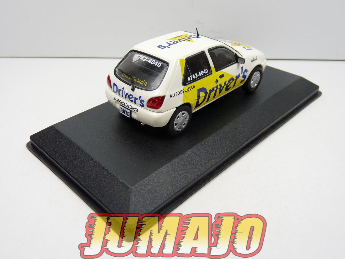 SER38 Voiture 1/43 SALVAT Vehiculos Servicios : FORD Fiesta CLX - Auto école Driver's (1997)