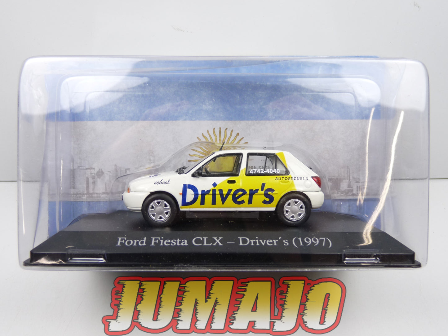 SER38 Voiture 1/43 SALVAT Vehiculos Servicios : FORD Fiesta CLX - Auto école Driver's (1997)