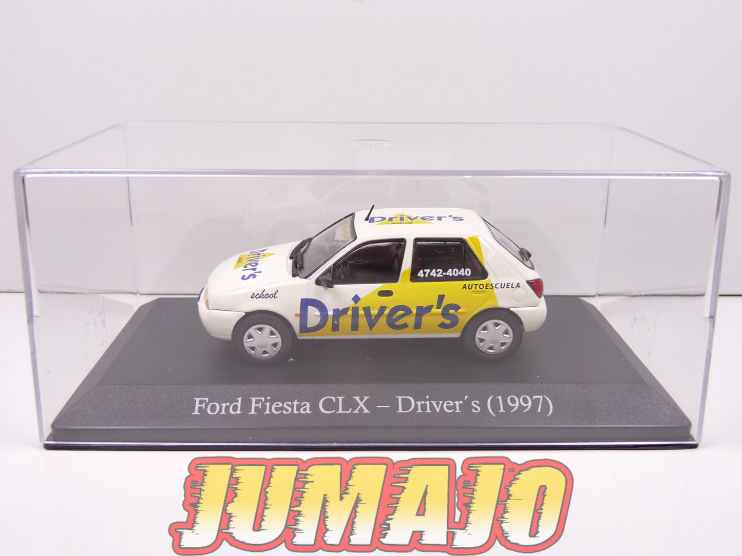 SER38 Voiture 1/43 SALVAT Vehiculos Servicios : FORD Fiesta CLX - Auto école Driver's (1997)