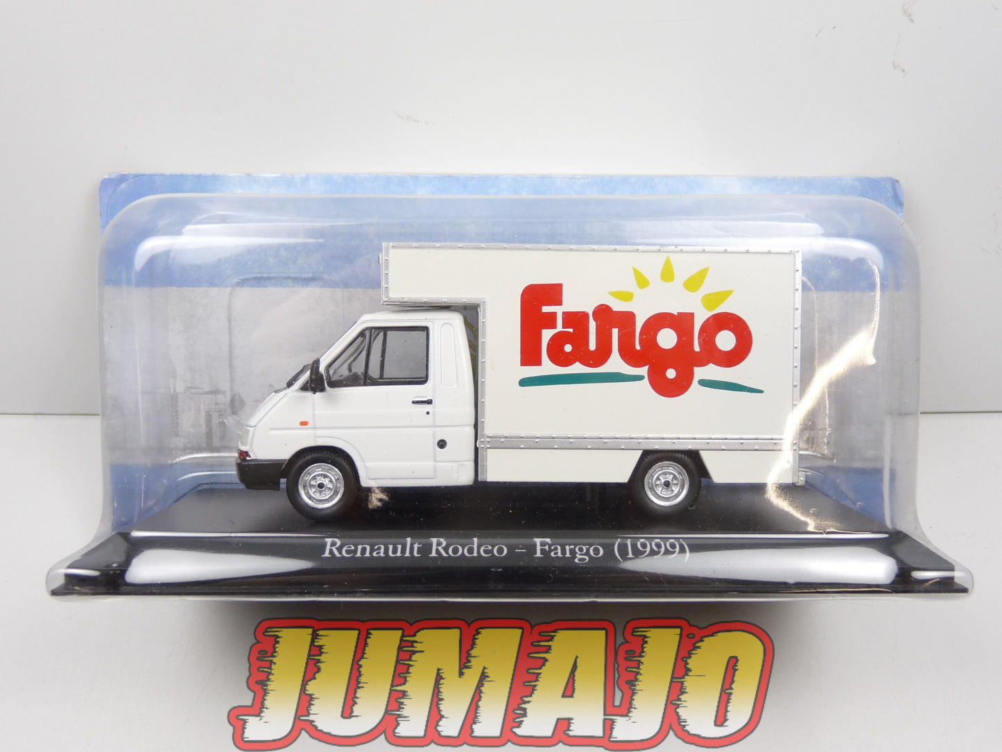 SER39 Voiture 1/43 SALVAT Vehiculos Servicios : RENAULT Rodeo trafic Frigorifique - Fargo (1999)
