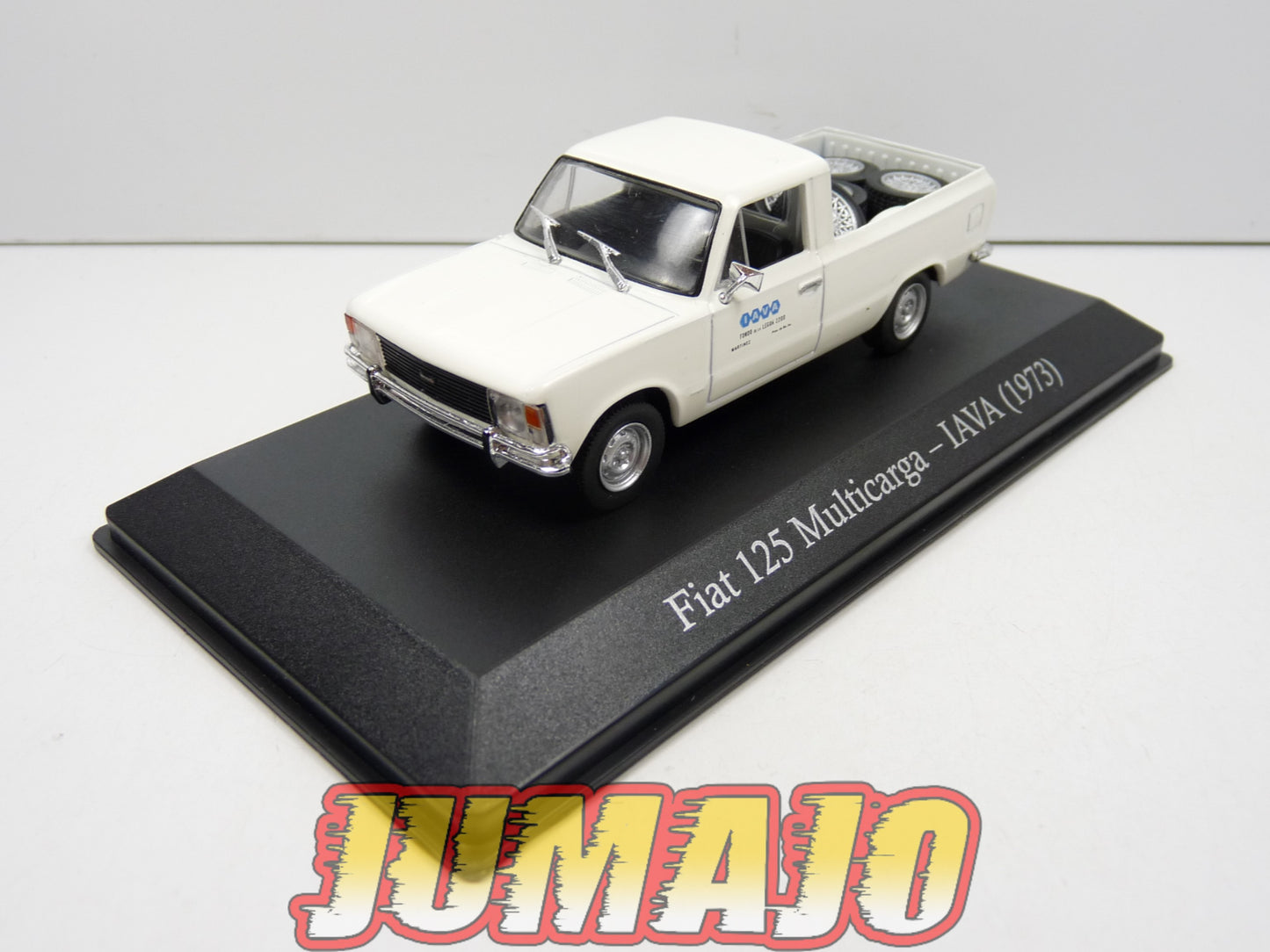 SER48 Voiture 1/43 SALVAT Vehiculos Servicios : FIAT 125 Multicarga - Pneu IAVA (1973)