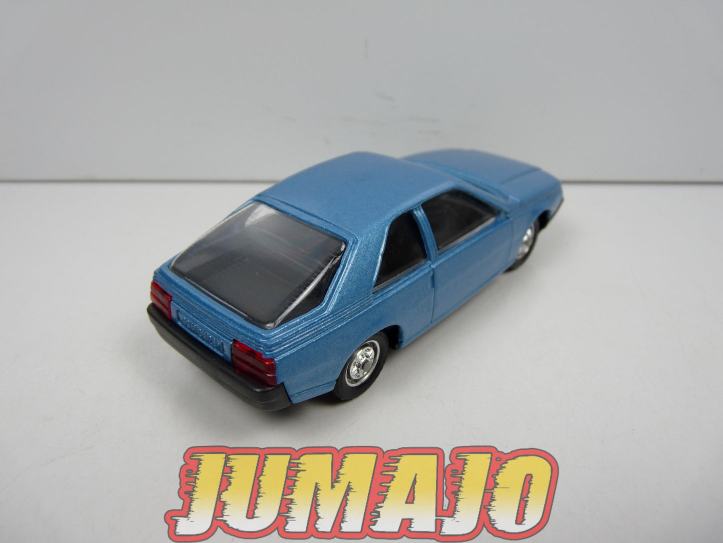 SOL3 Voiture 1/43 SOLIDO : RENAULT FUEGO bleu