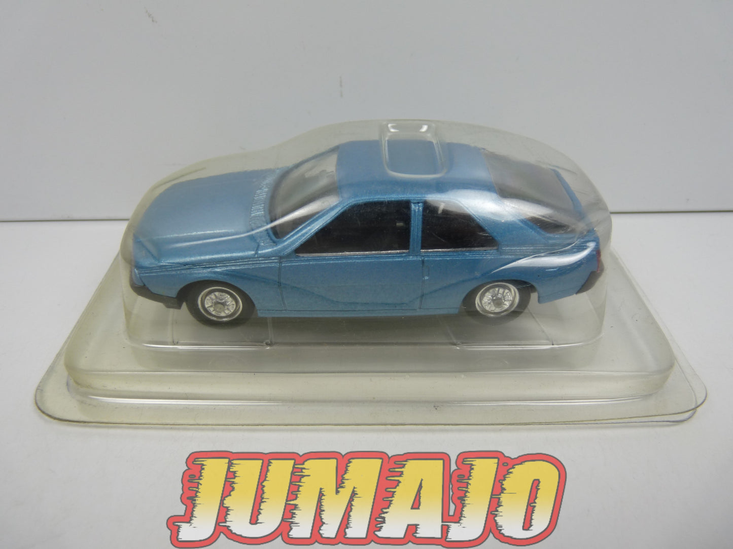 SOL3 Voiture 1/43 SOLIDO : RENAULT FUEGO bleu