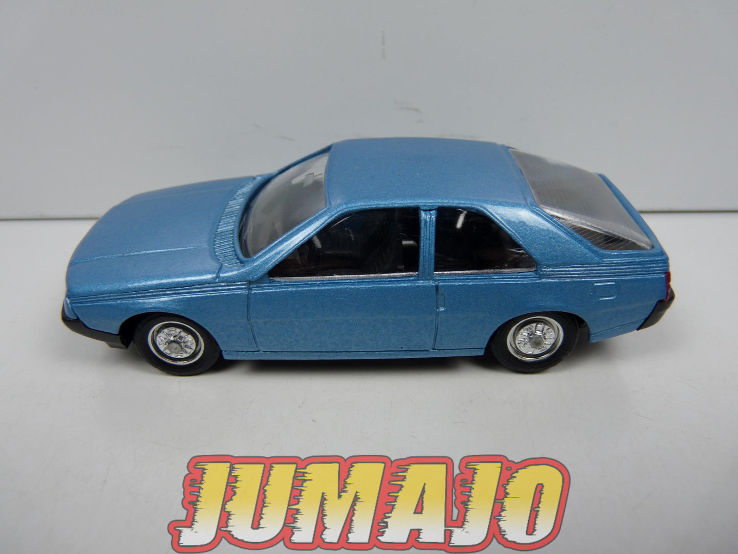 SOL3 Voiture 1/43 SOLIDO : RENAULT FUEGO bleu