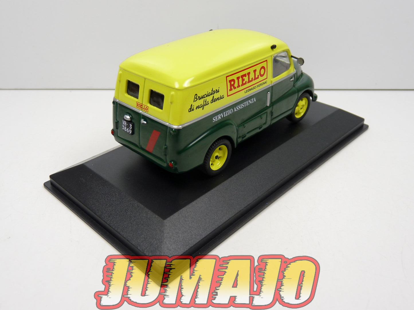 VCE32 1/43 IXO Commerciale Epoque : FIAT 615 Furgonne Riello 1953