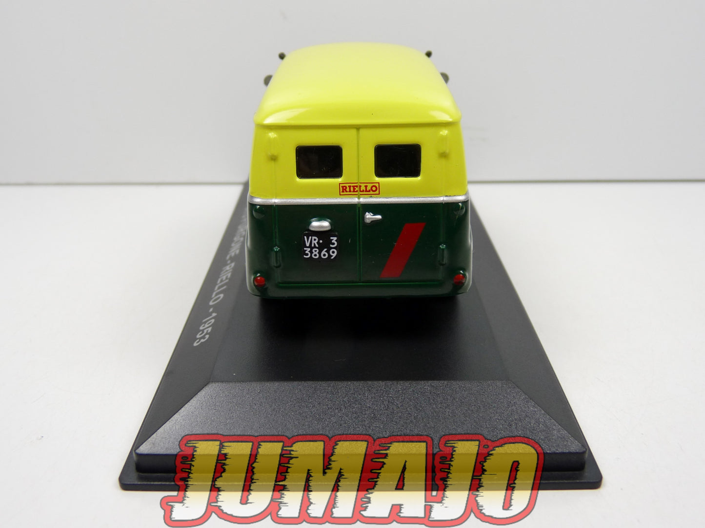 VCE32 1/43 IXO Commerciale Epoque : FIAT 615 Furgonne Riello 1953