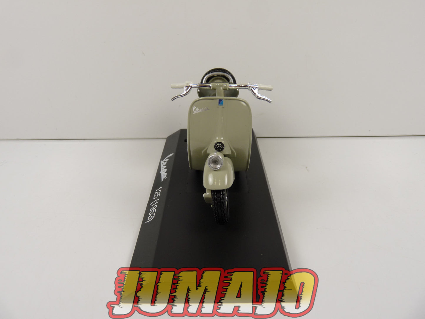 VES113 MOTO VESPA ITALIE Fassi Toys 1/18 : VESPA 125 1963 crème